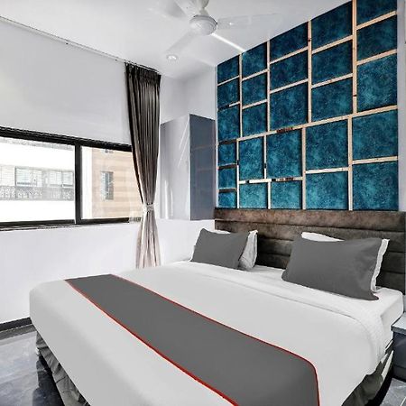 Hotel The Lowell スーラト エクステリア 写真